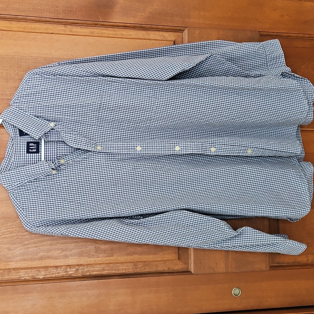 Gap Button Down L/S Shirt